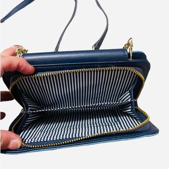 Crown and Ivy Small Crossbody Beautiful Blues; Gold w/Leather Strap NWOT - Picture 4 of 8